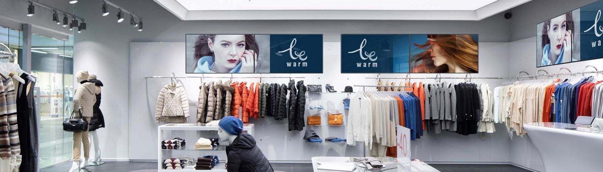 Indoor Digital Signage in clothes stores