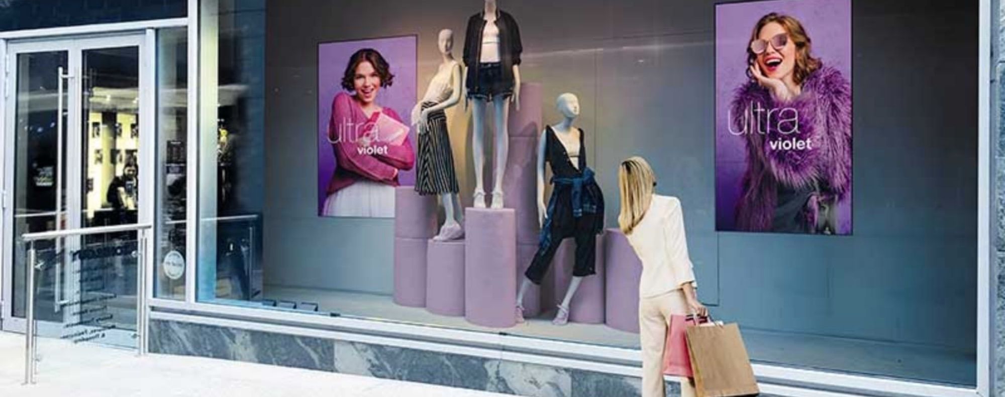 Retail Digital Signage in shopping mall