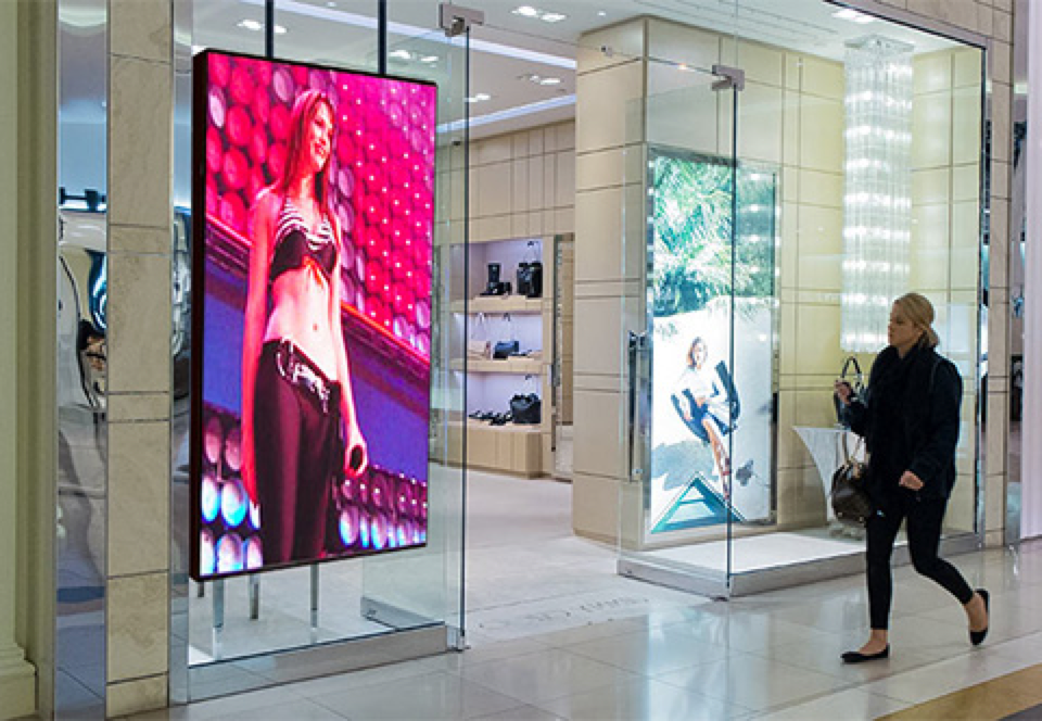 Digital Window Display for stores -4
